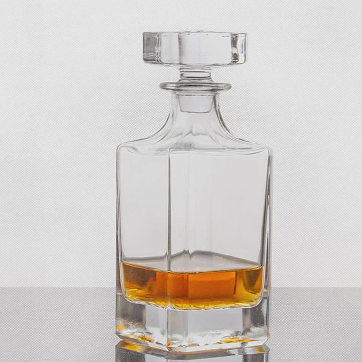Custom Laser-Engraved Crystal Whiskey Decanter 750Ml